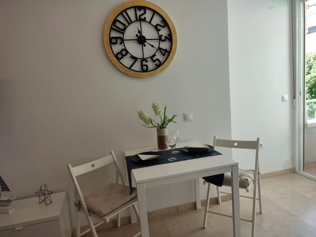 Turisstiko La Roca Chica 4 Apartment Торемолинос Екстериор снимка