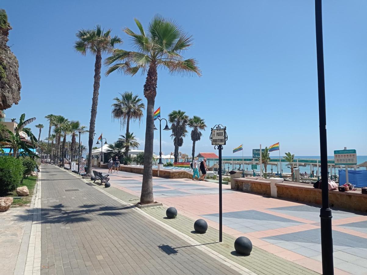 Turisstiko La Roca Chica 4 Apartment Торемолинос Екстериор снимка